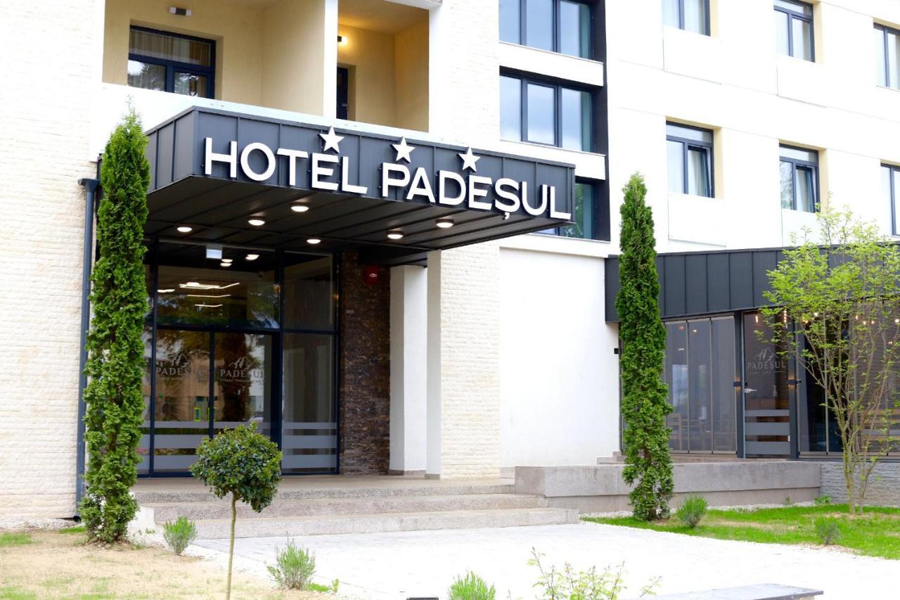 Hotel Padesul Faget  ภายนอก รูปภาพ